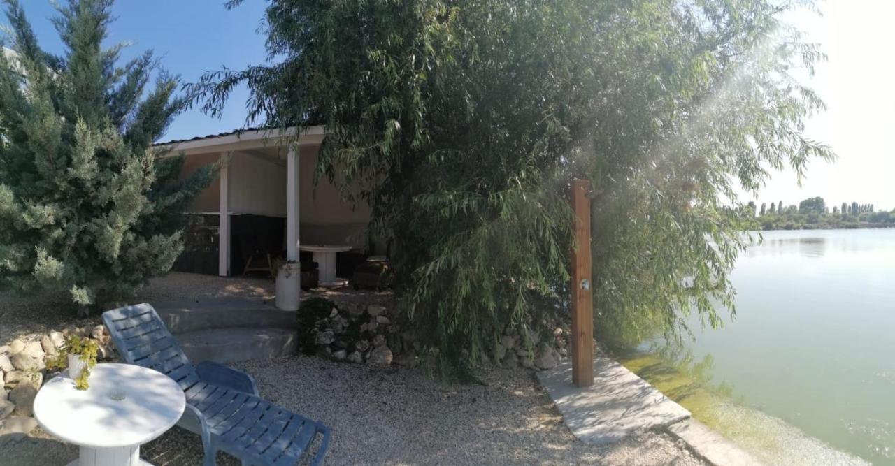Vila Zuzette Hotel Constanta Bagian luar foto
