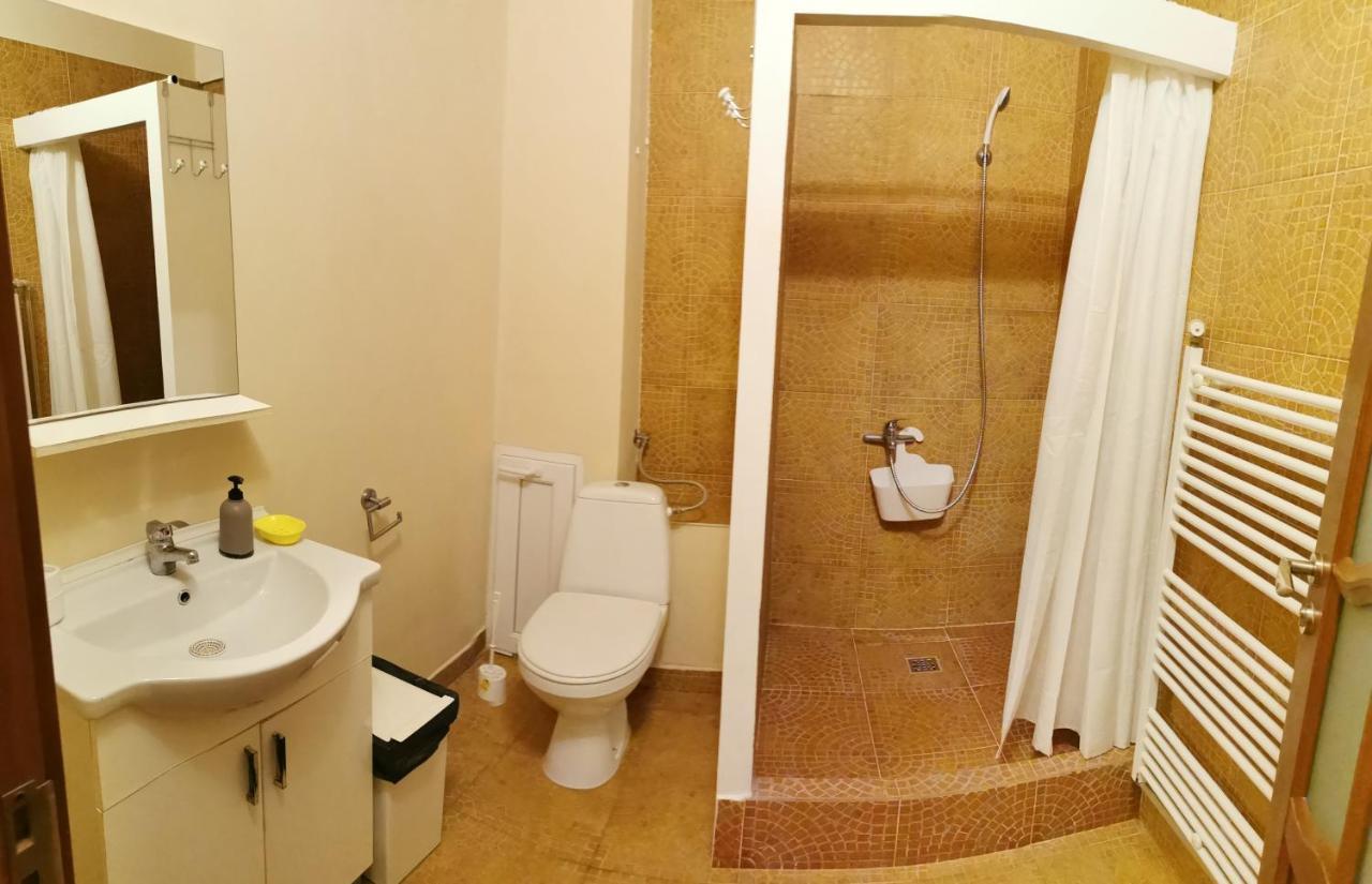 Vila Zuzette Hotel Constanta Bagian luar foto